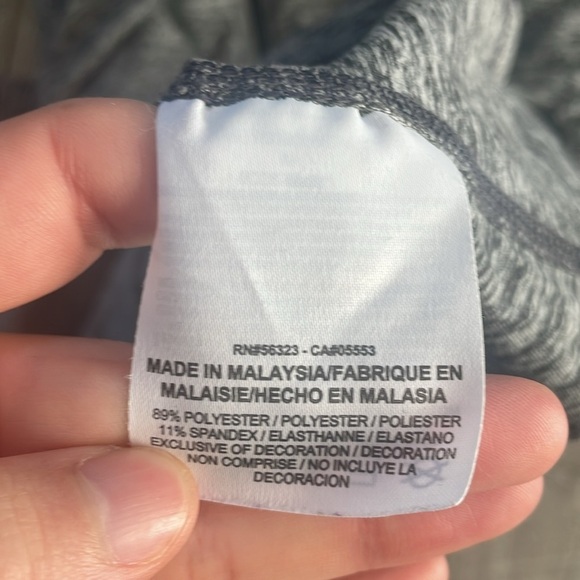 Nike Dri-Fit Size Medium Heathered Grey 1/4 Zip Pullover Top - Picture 5 of 7